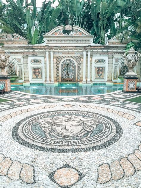 versace mansion restaurant reservation